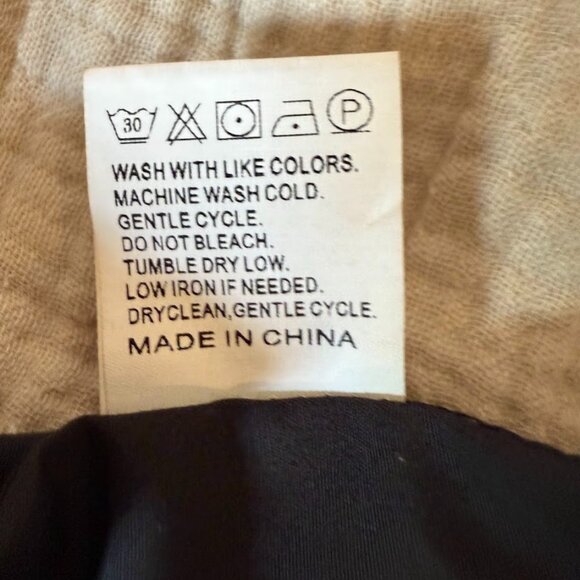 Hidden Black Button-up Long Sleeve Shirt with Breast Pockets, Size S NWT - Picture 5 of 7